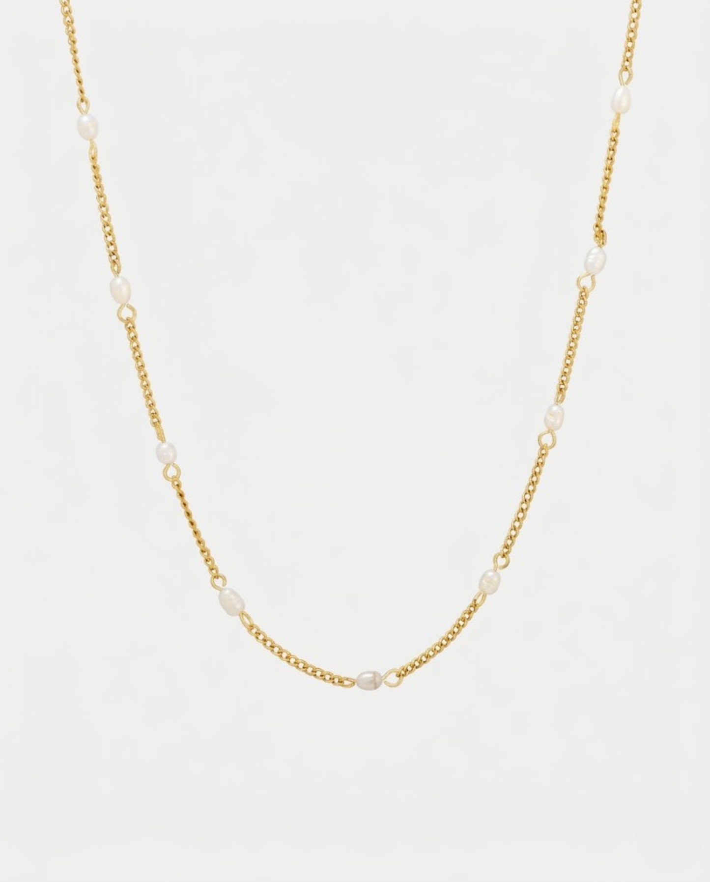 Colar de Pérolas Minimalista