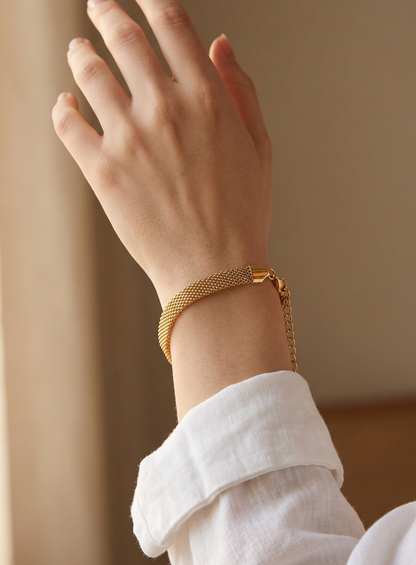 Pulseira Brilho Entrelaçado