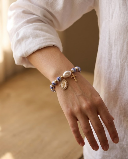 Pulseira Pérolas de Azulejo e Cruz