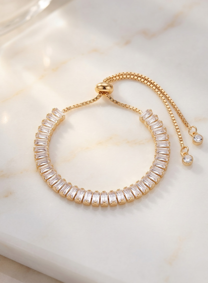 Pulseira Brilho Dourado com Cristais